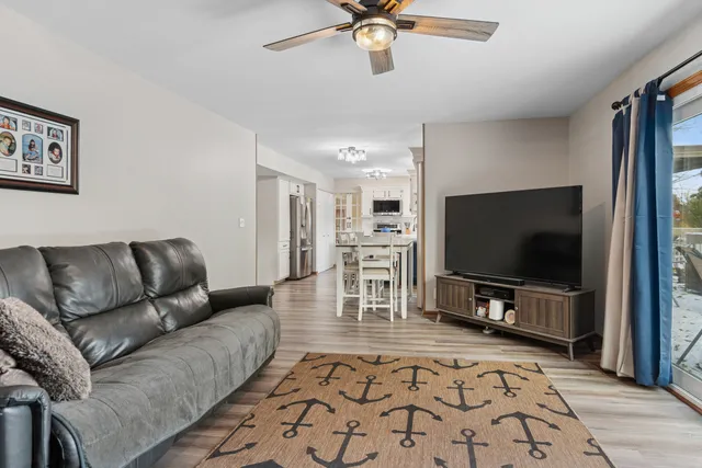 $365,000 | 2716 Leyland Lane, Aurora, IL 60504