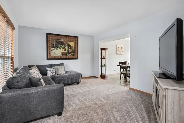 $365,000 | 2716 Leyland Lane, Aurora, IL 60504