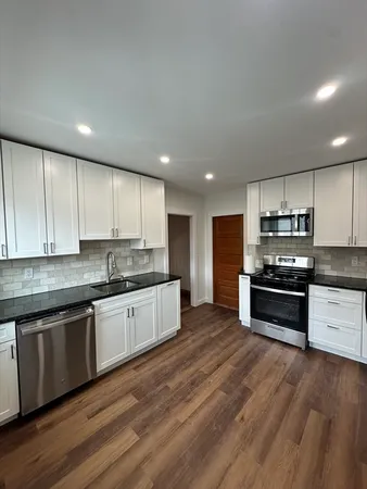 $3,700 | 70 Adams Street, Unit 70, Norwood, MA 02062