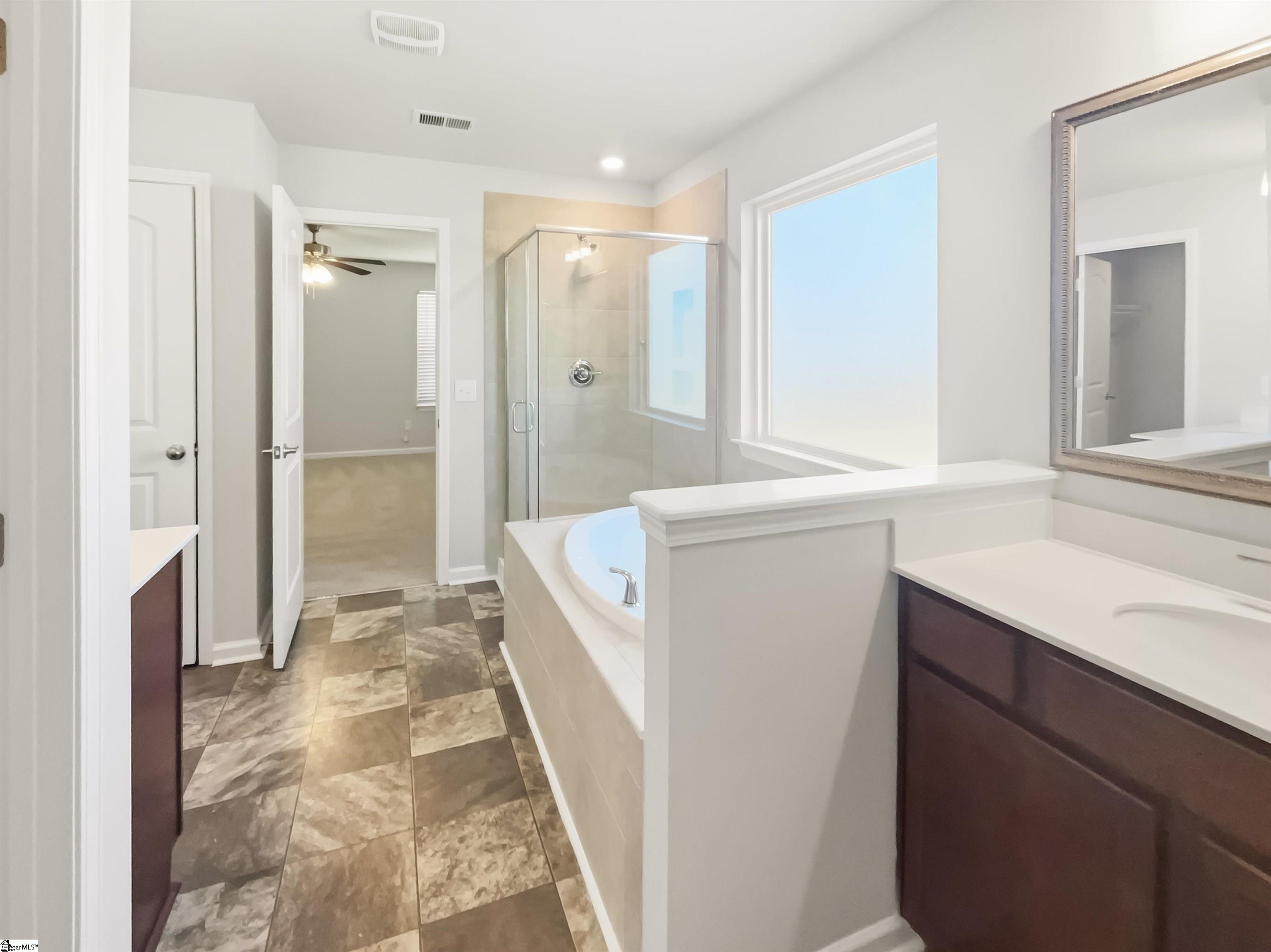 605 North Meadows Lane Easley, SC 29642 - Photo 11 of 34