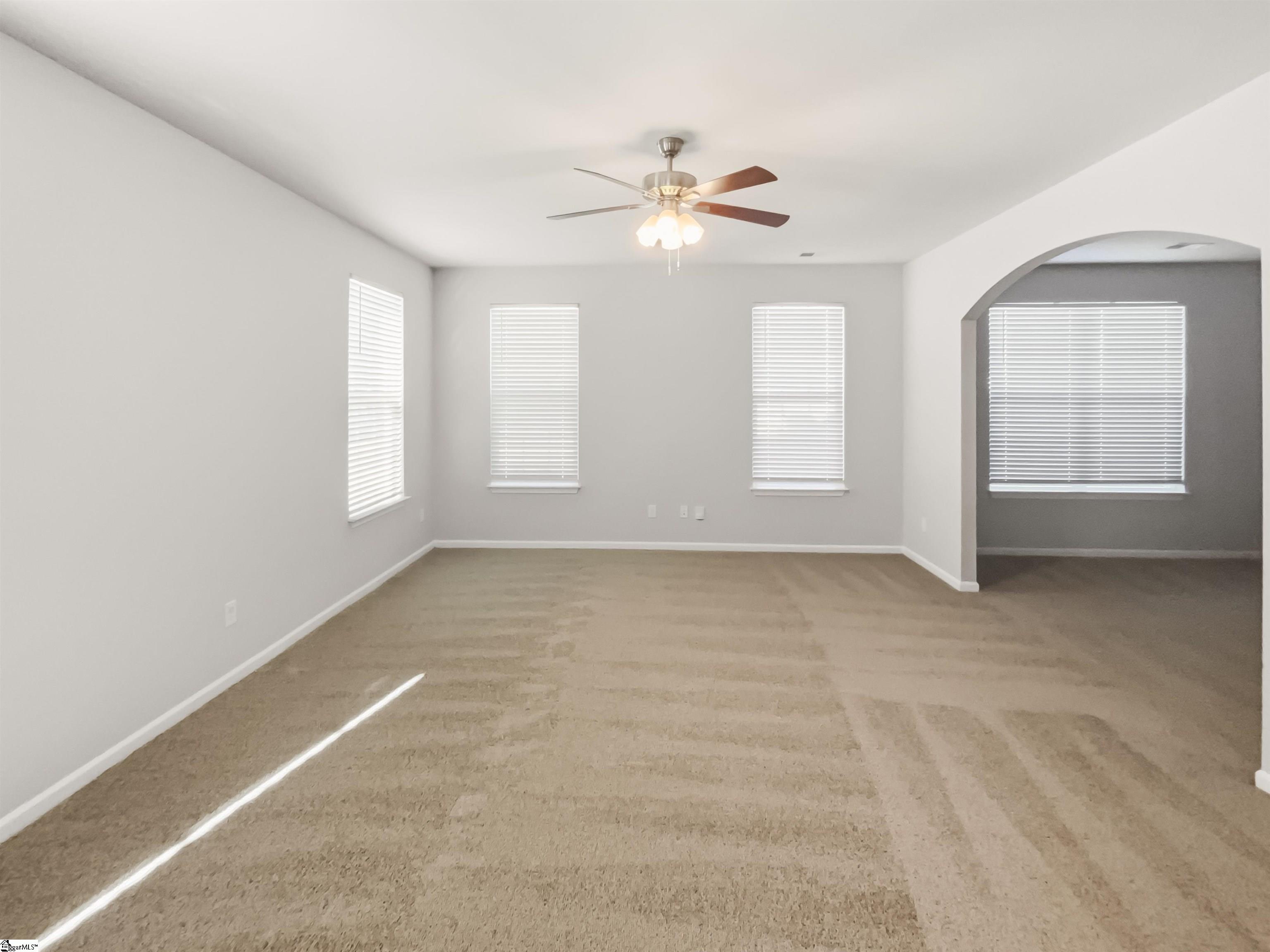 605 North Meadows Lane Easley, SC 29642 - Photo 14 of 34