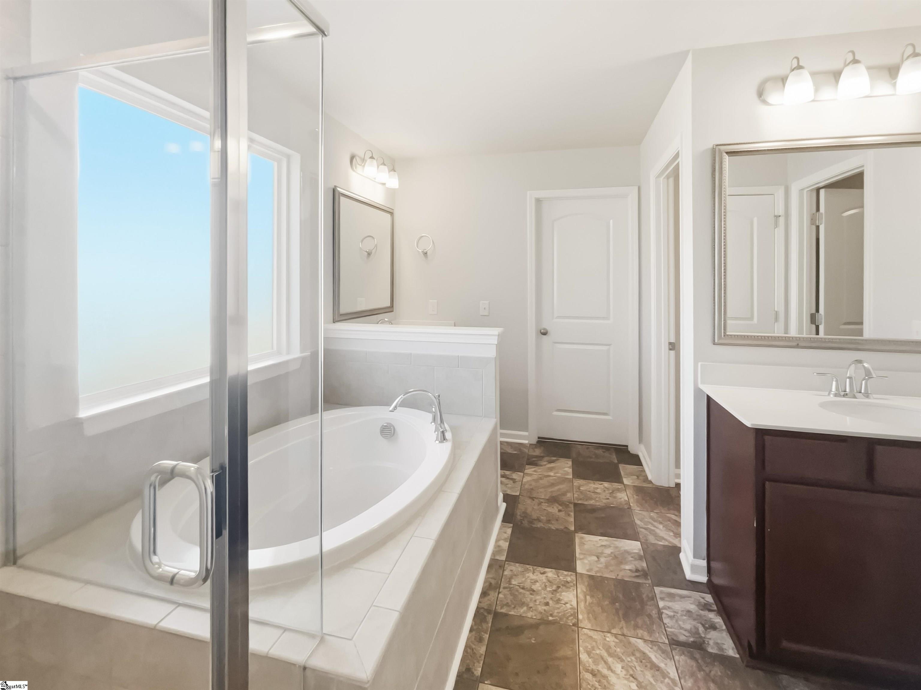 605 North Meadows Lane Easley, SC 29642 - Photo 31 of 34