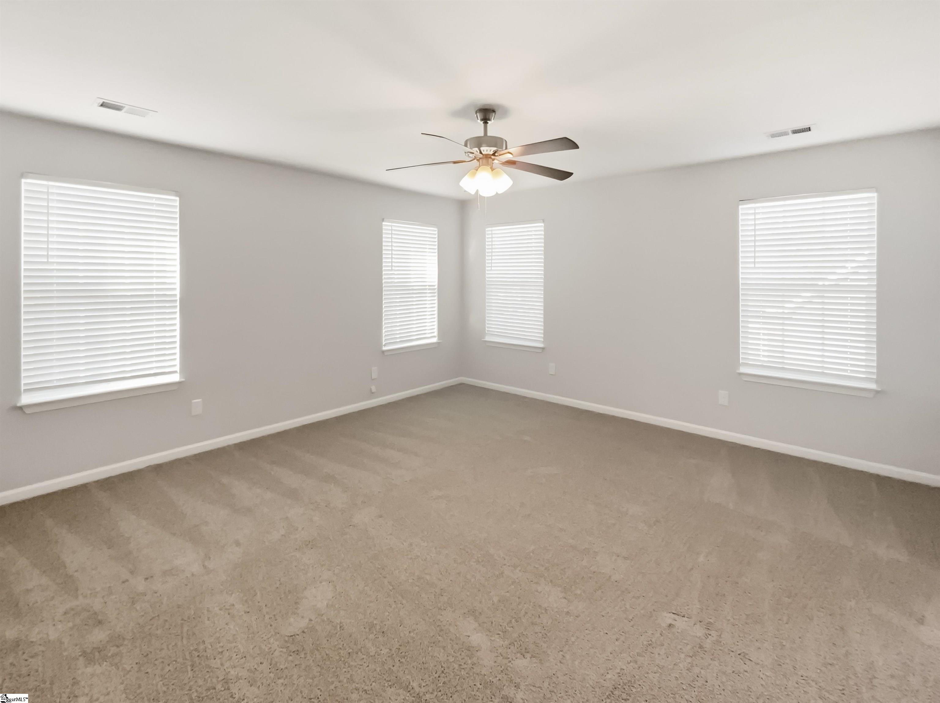 605 North Meadows Lane Easley, SC 29642 - Photo 4 of 34