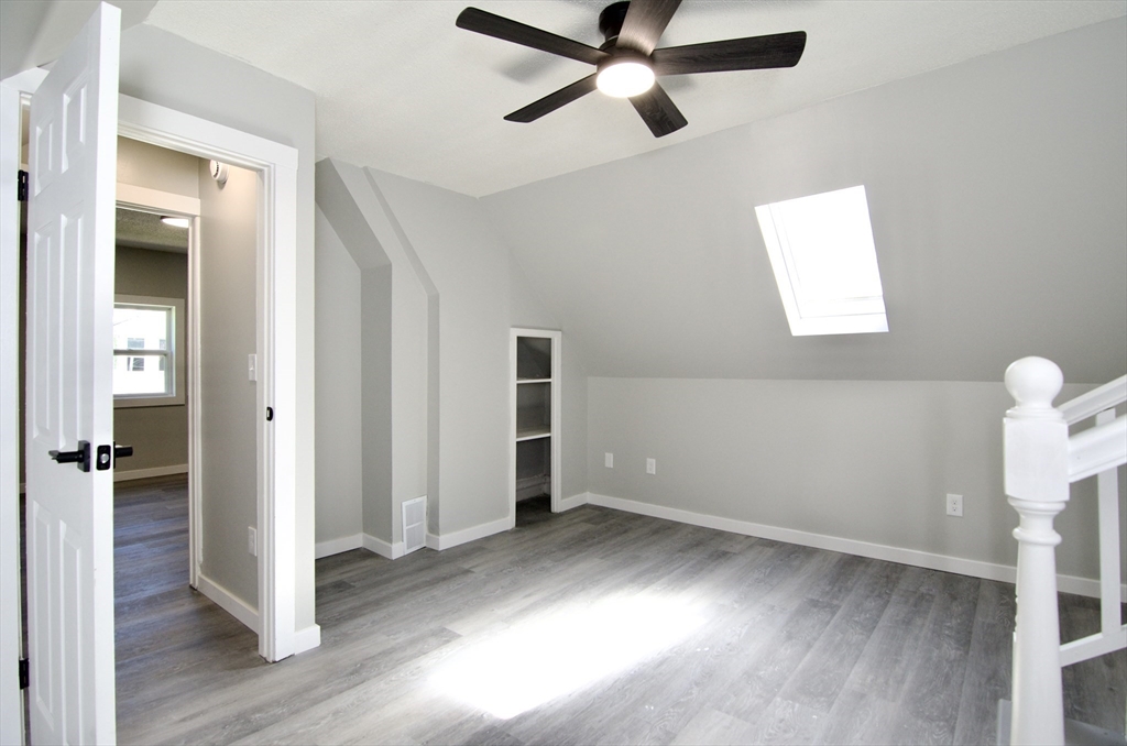 69 Manhattan Street Springfield, MA 01109 - Photo 30 of 36
