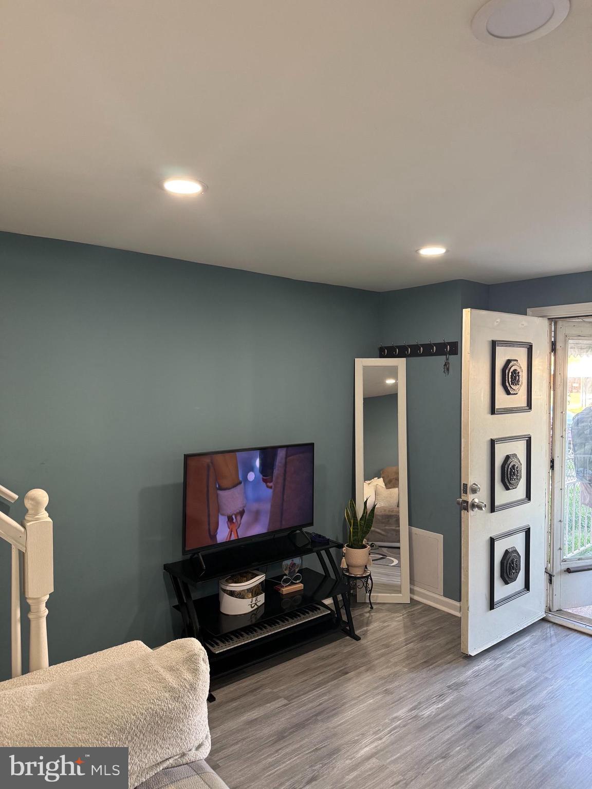 2034 Larkhall Road Dundalk, MD 21222 - Photo 4 of 21