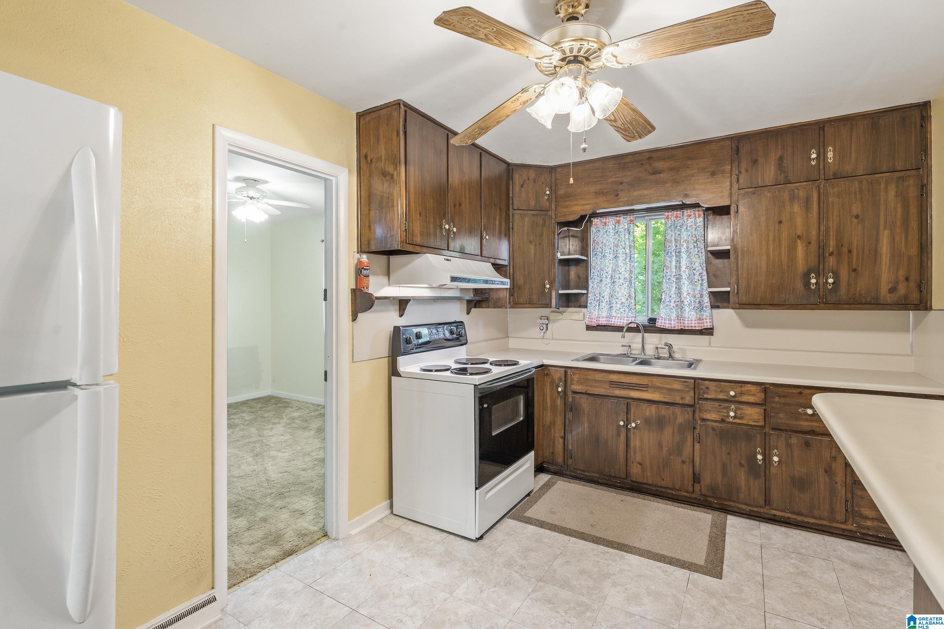 929 Barnisdale Road Birmingham, AL 35235 - Photo 14 of 29