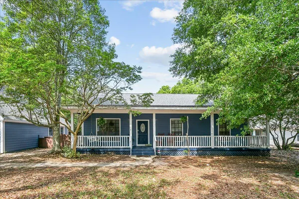 $435,000 | 1515 Oak Shore Drive, Gulf Breeze, FL 32563