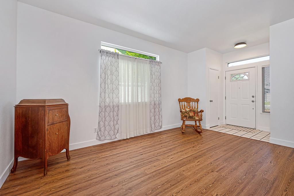 520 Harling Court Rio Linda, CA 95673 - Photo 6 of 32
