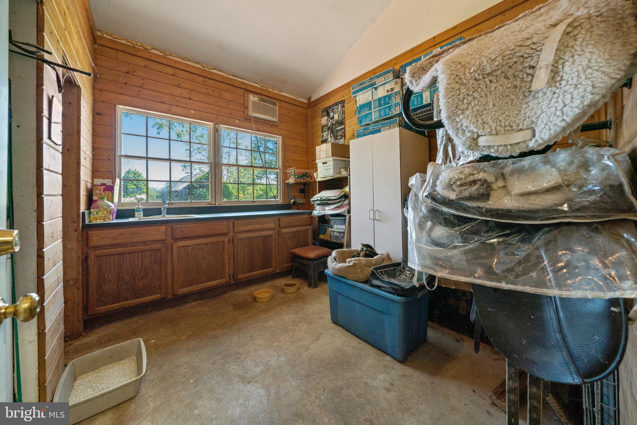19000 Muncaster Road Derwood, MD 20855 - Photo 33 of 83 Tack room