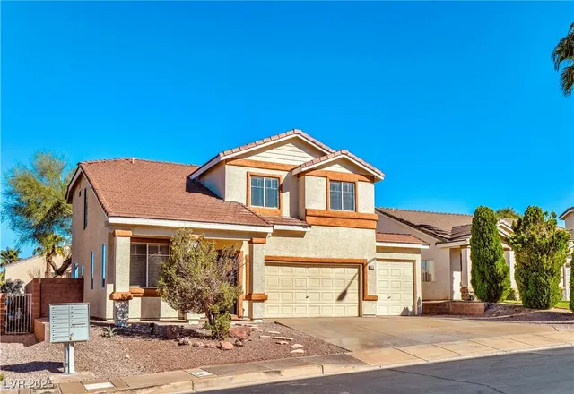 $2,395 | 675 Pacific Cascades Drive, Henderson, NV 89012