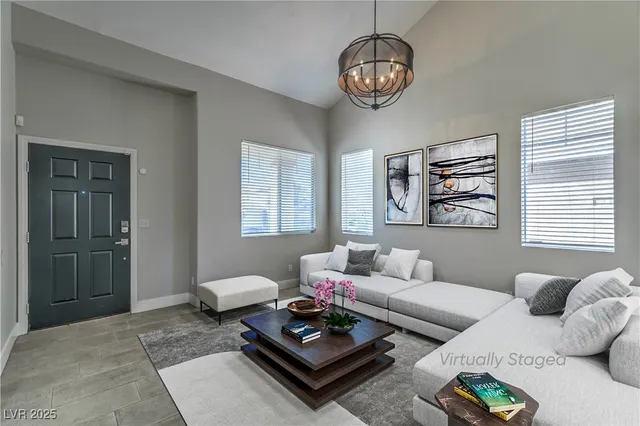 $2,395 | 675 Pacific Cascades Drive, Henderson, NV 89012