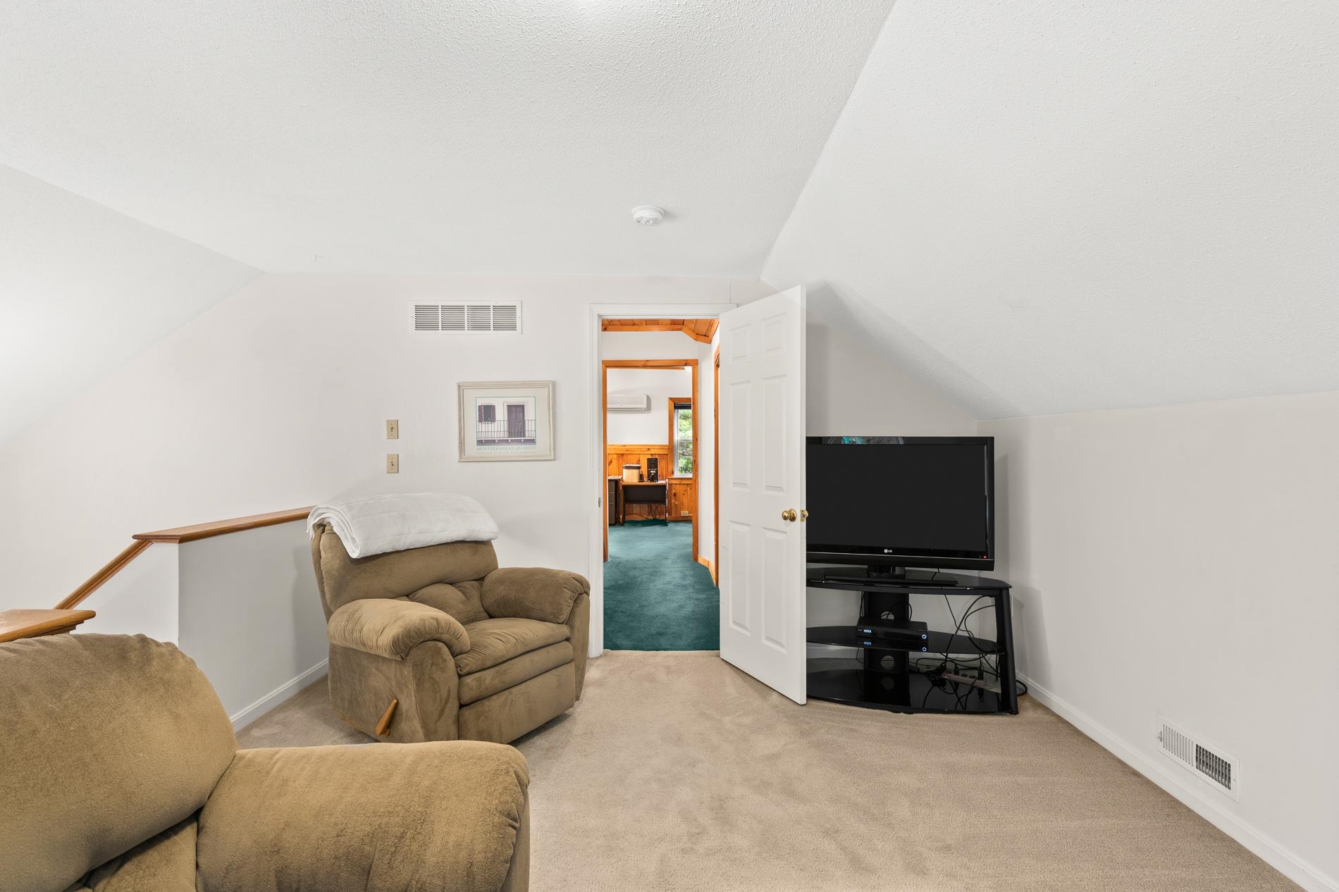 427 Elk Run Road Hudson, NH 03051 - Photo 25 of 39