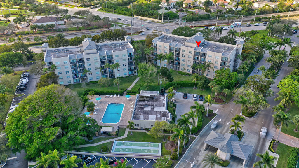 26 Royal Palm Way, Unit 503 Boca Raton, FL 33432 - Photo 2 of 30 Aerial