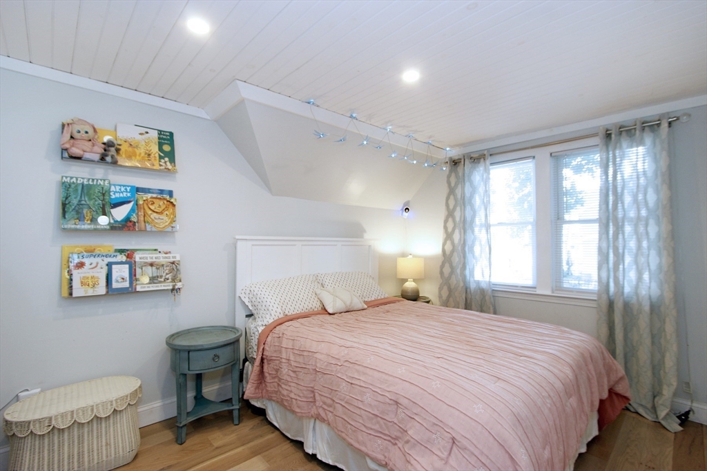 22 Maple Street Wareham, MA 02532 - Photo 27 of 40