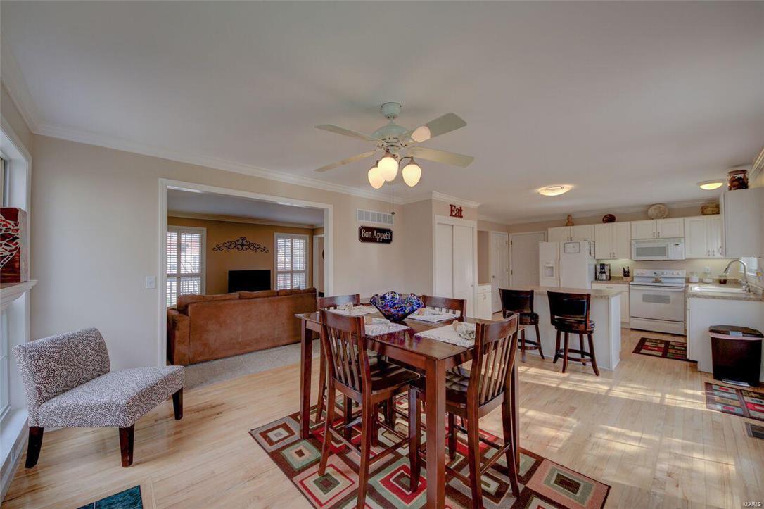 9718 Big Bend Road St. Louis, MO 63122 - Photo 9 of 41 Gallery Image 9