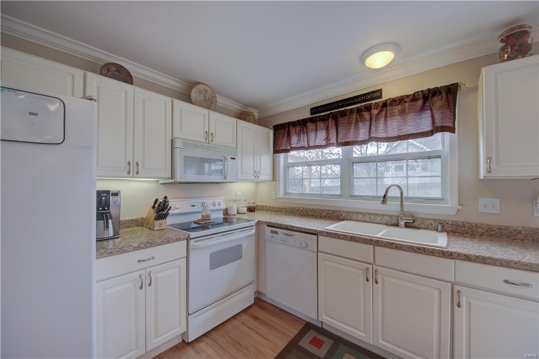 9718 Big Bend Road St. Louis, MO 63122 - Photo 10 of 41 Gallery Image 10