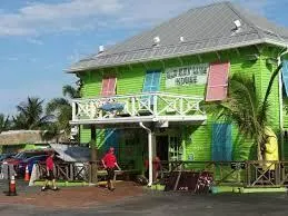 $2,200 | 511 West Pine Street, Unit B, Lantana, FL 33462