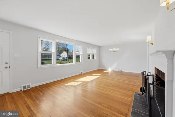 $2,950 | 107 Alders Drive, Wilmington, DE 19803