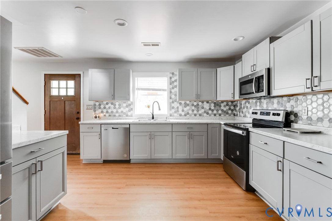 1474 Welsh Tract Road Charlotte Court House, VA 23923 - Photo 11 of 48 Contemporary kitchen featuring light wood-finish f