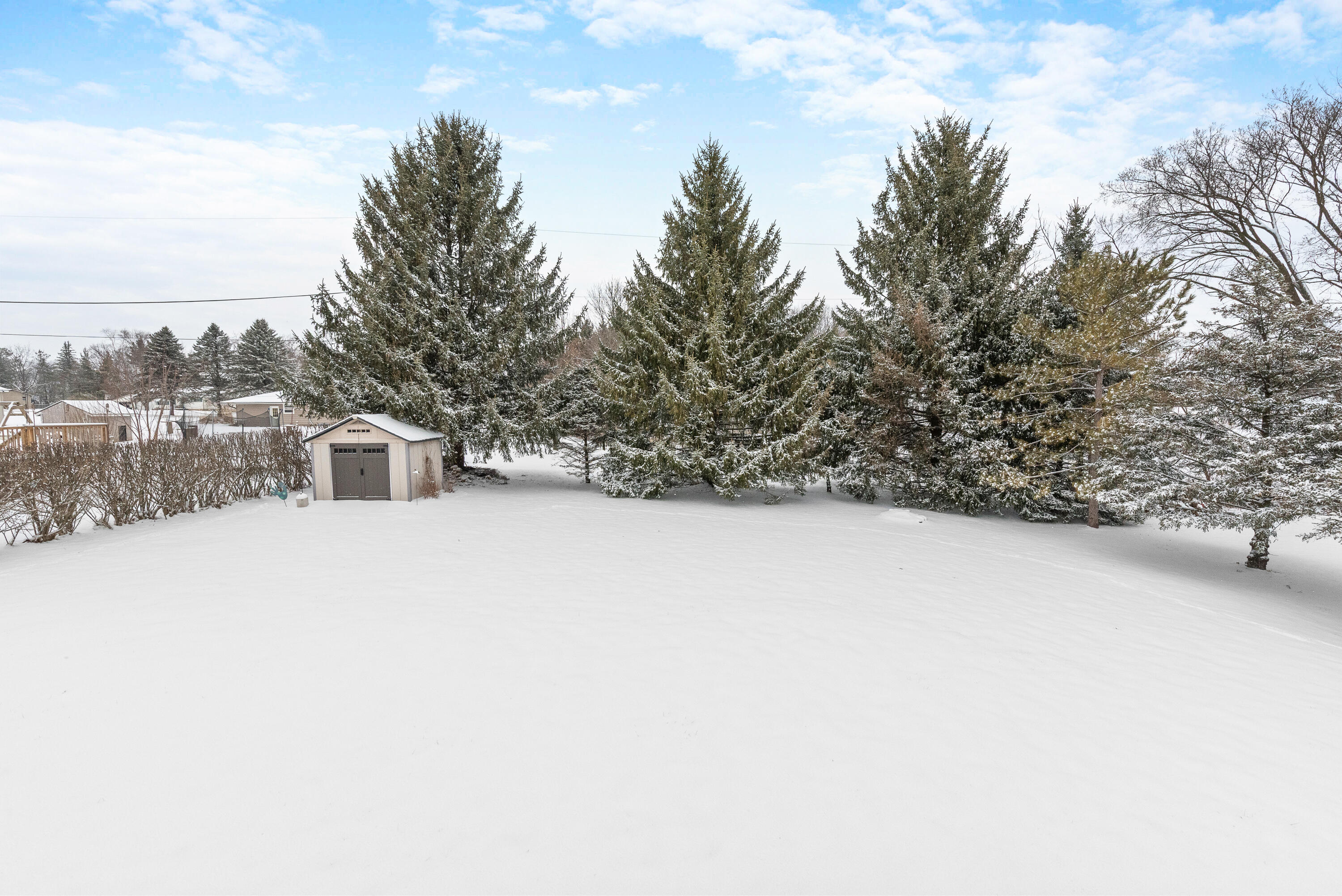 W1072 Hilltop Road Rubicon, WI 53078 - Photo 44 of 51 Mature landscaping. Garden shed can stay