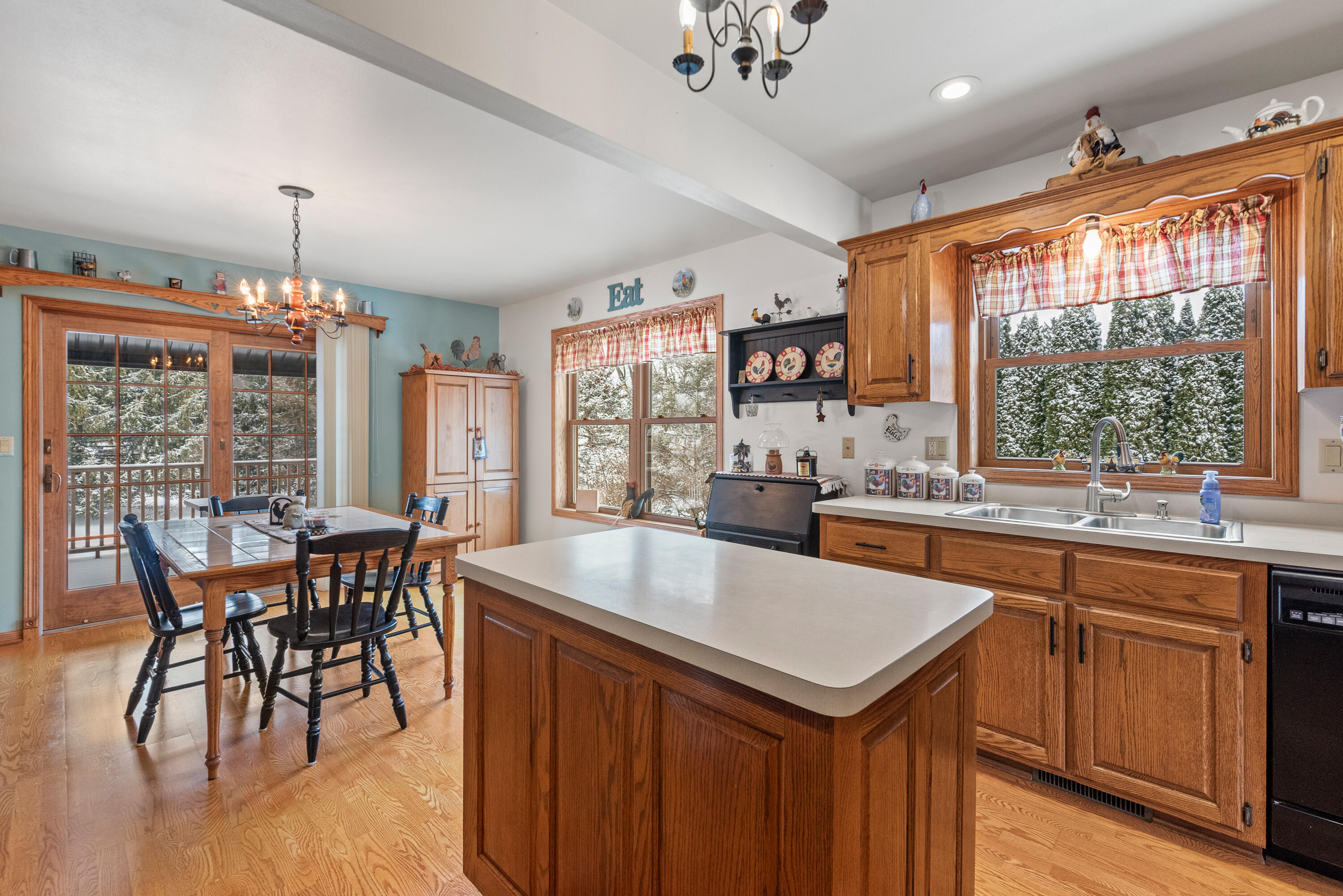 W1072 Hilltop Road Rubicon, WI 53078 - Photo 6 of 51 Open kitchen dining area