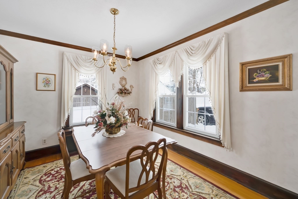 46 Eckington Street Springfield, MA 01108 - Photo 10 of 42 Gallery Image 10