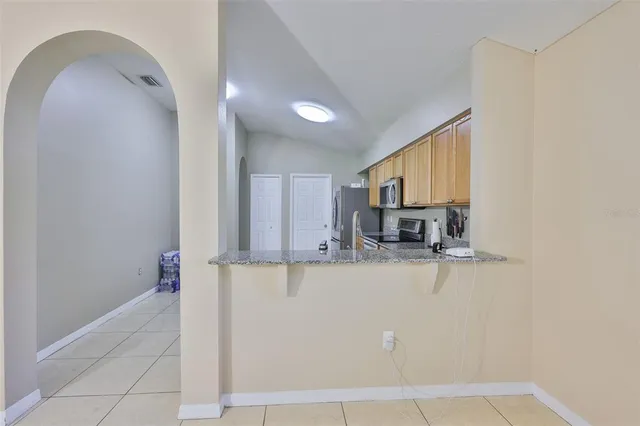 $370,000 | 2613 Thames River Place, Valrico, FL 33596