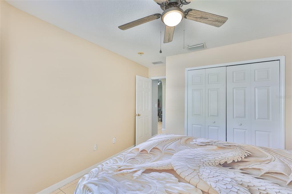 2613 Thames River Place Valrico, FL 33596 - Photo 25 of 41 a view of a bedroom