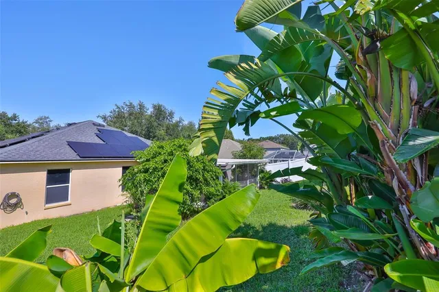 $370,000 | 2613 Thames River Place, Valrico, FL 33596