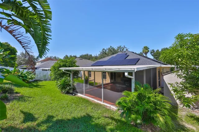 $370,000 | 2613 Thames River Place, Valrico, FL 33596