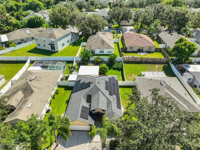 $370,000 | 2613 Thames River Place, Valrico, FL 33596