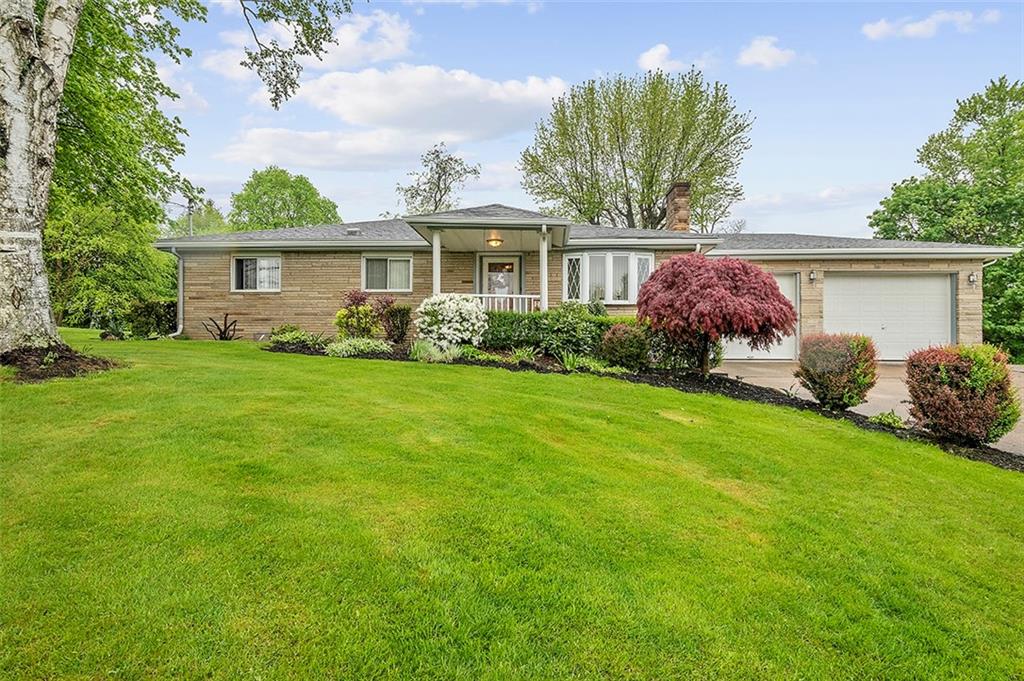 33 Bellview Drive McKees Rocks, PA 15136 - Photo 1 of 25 Gallery Image 1