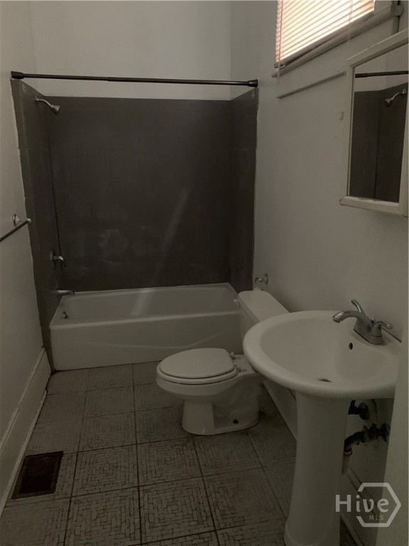 1723 Whitaker Street, Unit LOWR Savannah, GA 31401 - Photo 15 of 21