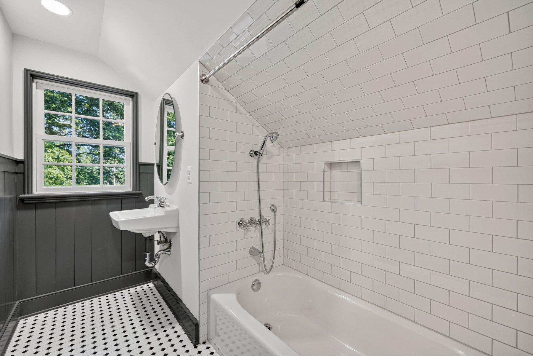 3110 Thurston Road Frederick, MD 21704 - Photo 43 of 66 Bedroom 2 ensuite bathroom.