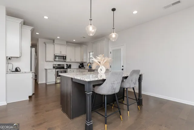 $425,000 | 2 Pearl Moss Lane, Kathleen, GA 31047