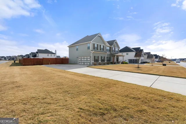 $425,000 | 2 Pearl Moss Lane, Kathleen, GA 31047