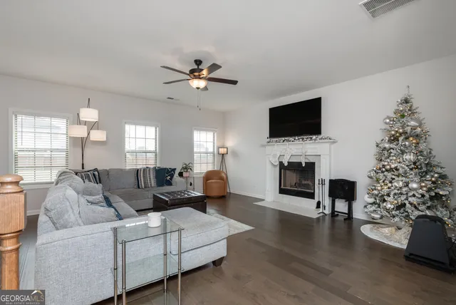 $425,000 | 2 Pearl Moss Lane, Kathleen, GA 31047