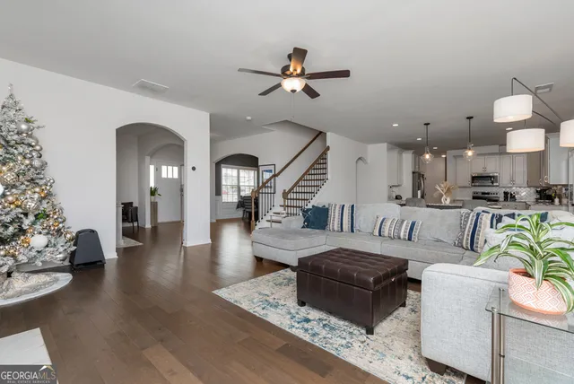 $425,000 | 2 Pearl Moss Lane, Kathleen, GA 31047