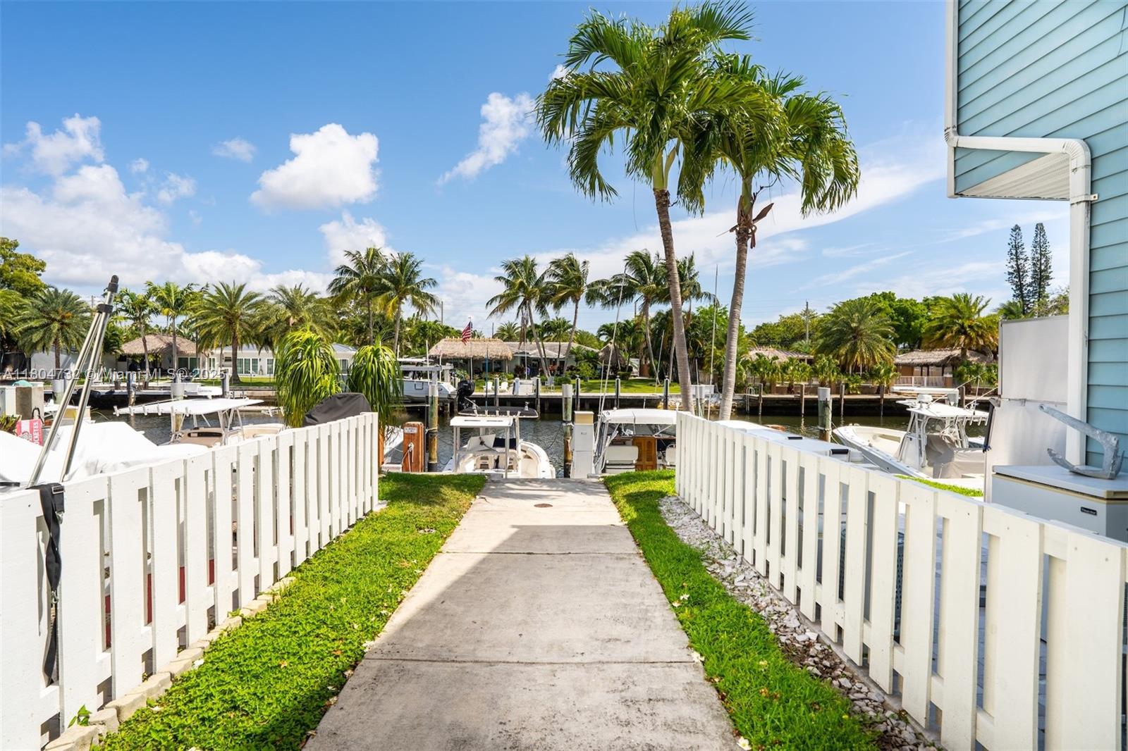 2683 Northeast 15th Street, Unit 2683 Pompano Beach, FL 33062 - Photo 22 of 26