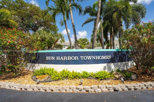 $2,700 | 2683 Northeast 15th Street, Unit 2683, Pompano Beach, FL 33062