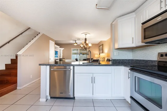 $2,700 | 2683 Northeast 15th Street, Unit 2683, Pompano Beach, FL 33062