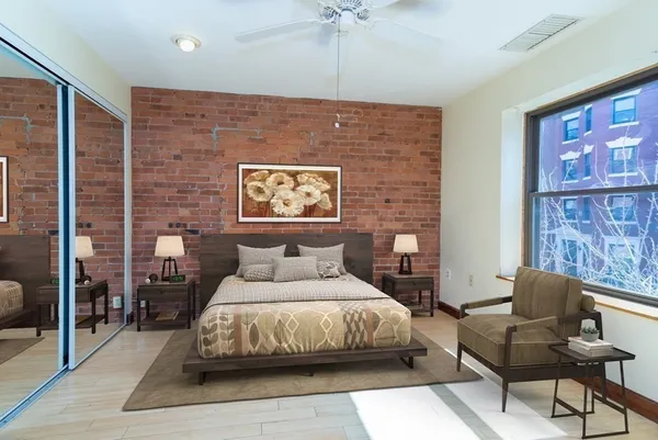 $3,100 | 103 Gainsborough Street, Unit 203, Boston, MA 02115