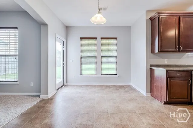 $2,900 | 34 Crystal Lake Drive, Port Wentworth, GA 31407