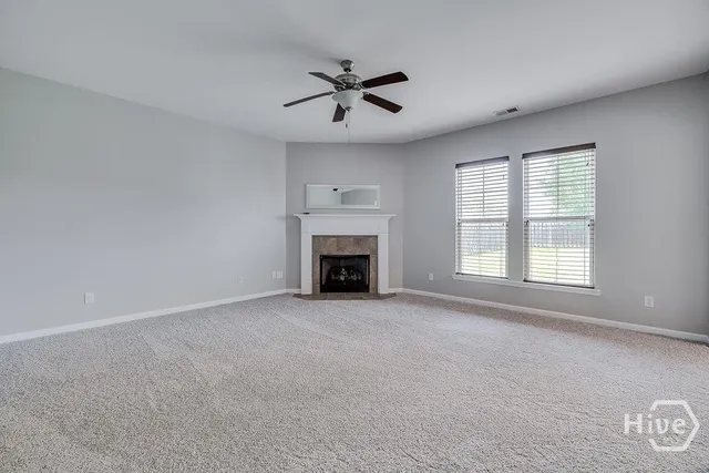 $2,900 | 34 Crystal Lake Drive, Port Wentworth, GA 31407