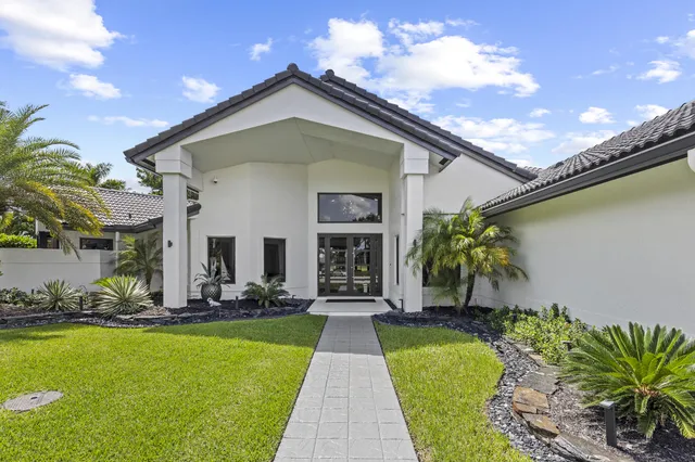 $1,650,000 | 10818 Ashmont Drive, Boca Raton, FL 33498