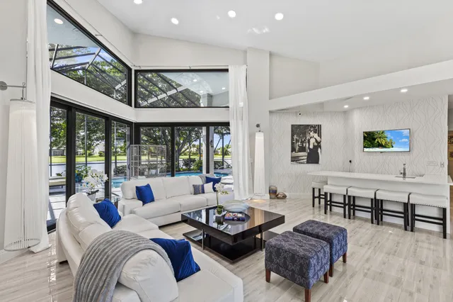 $1,650,000 | 10818 Ashmont Drive, Boca Raton, FL 33498