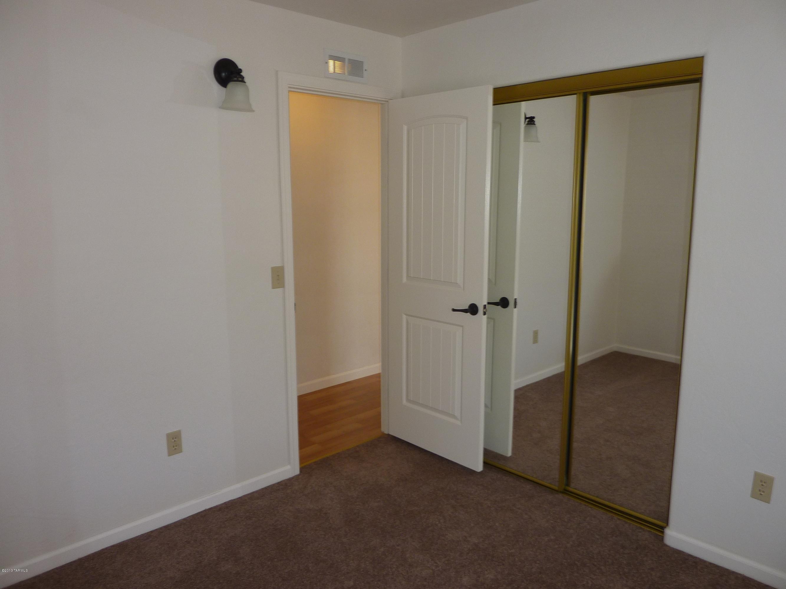 5558 West Box R Street Tucson, AZ 85713 - Photo 11 of 14 Gallery Image 11
