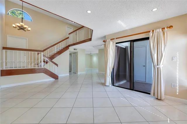 $2,950 | 1301 Southwest 124th Court, Unit 20A, Miami, FL 33184