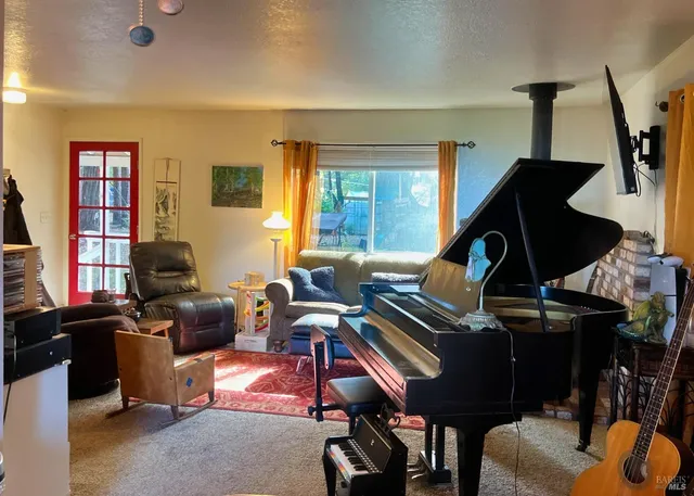 $356,000 | 4020 Ridge Circle, Willits, CA 95490