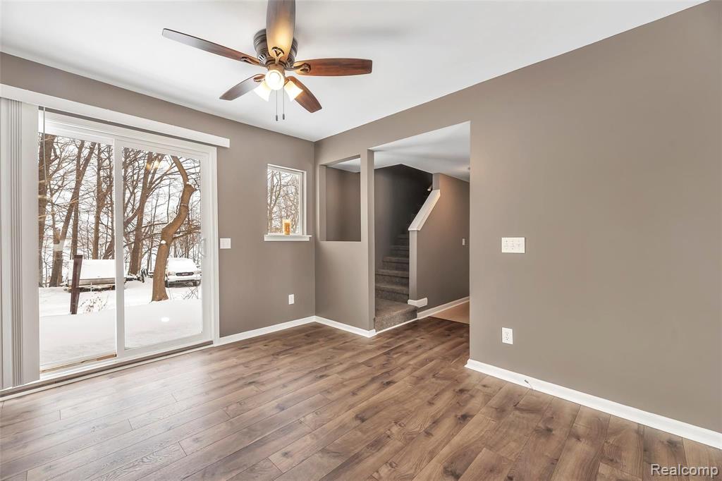 2081 Gray Road Lapeer, MI 48446 - Photo 15 of 34